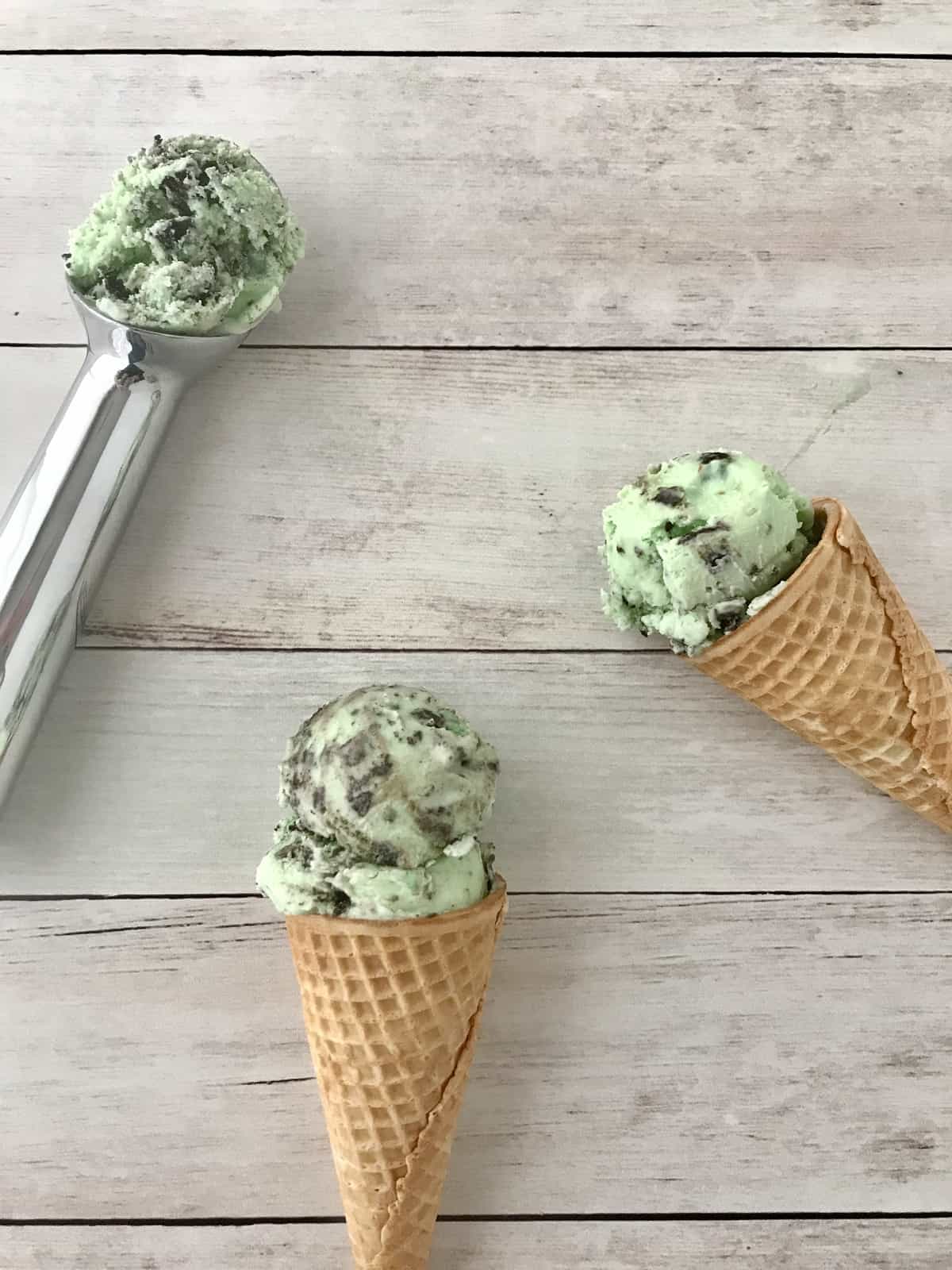 Double Mint Oreo Ice Cream