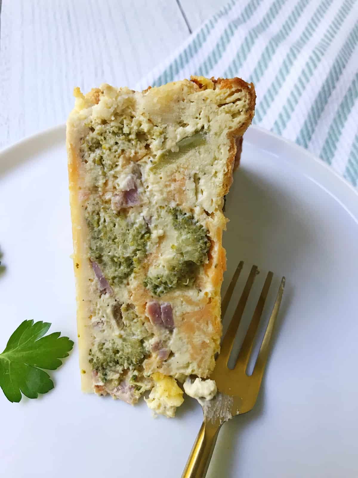 Broccoli, Ham and Cheddar Quiche