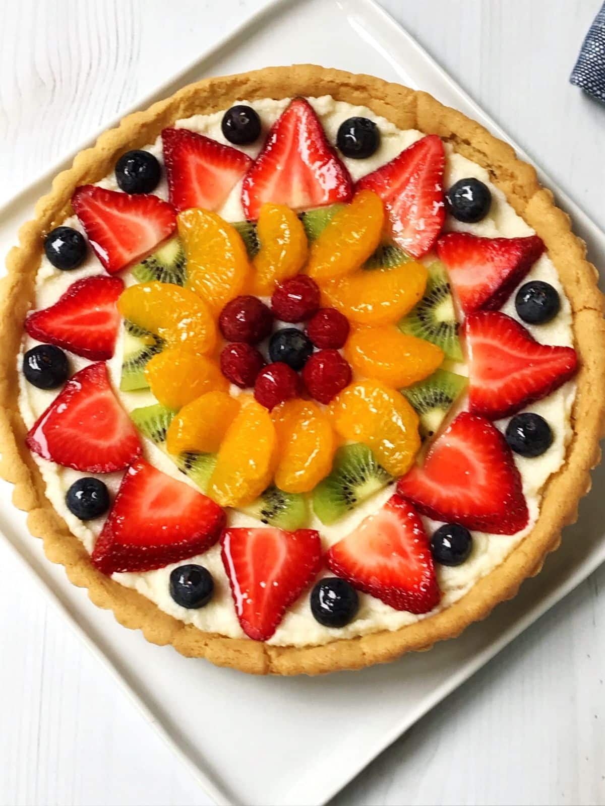 overhead of fruit pizza