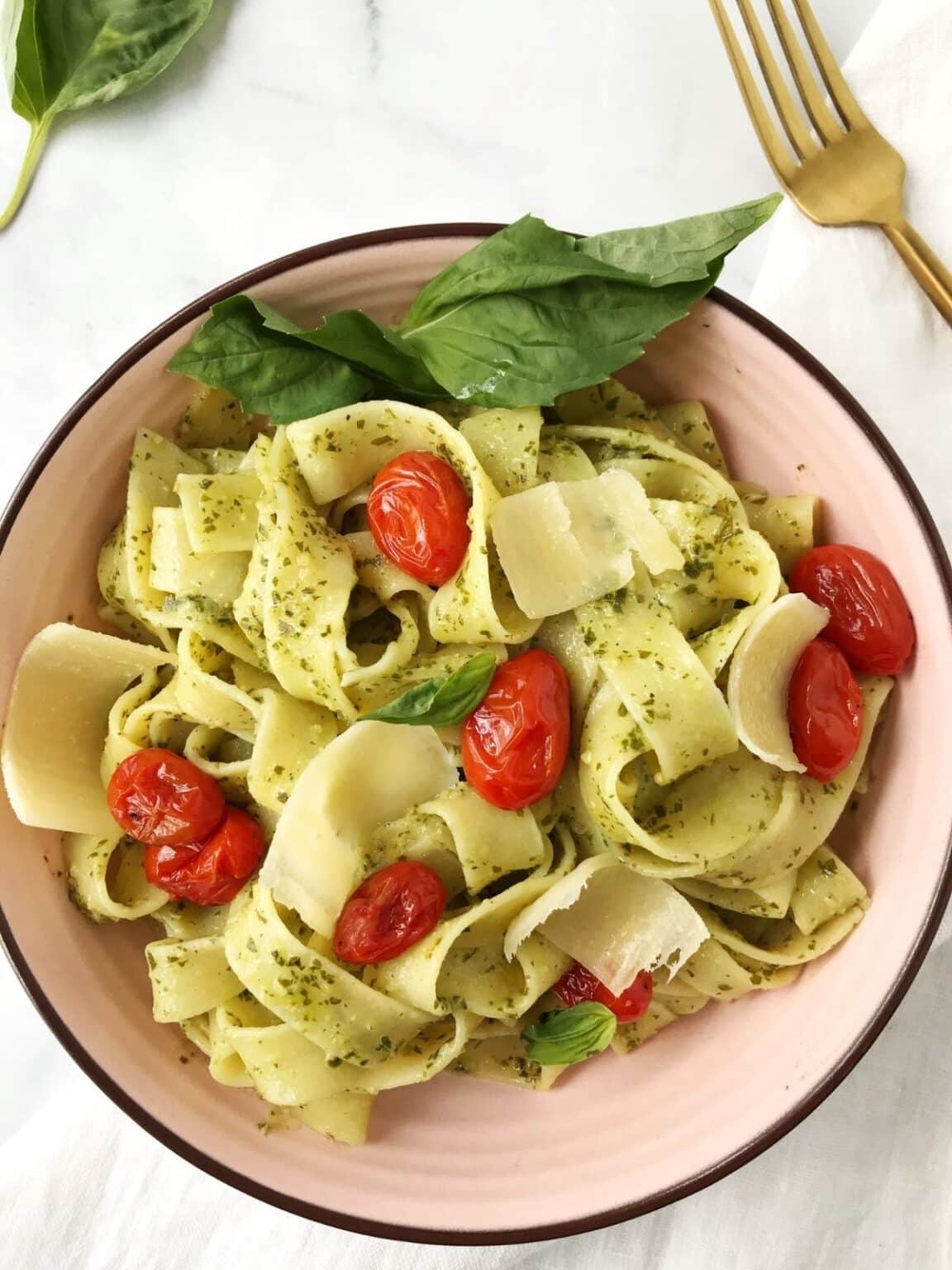 Pesto Pappardelle (Pasta with Pesto and Tomatoes) - My Casual Pantry