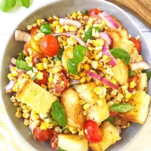 corn panzanella salad in a bowl.