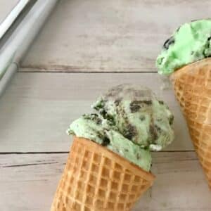 double mint oreo ice cream in a cone.