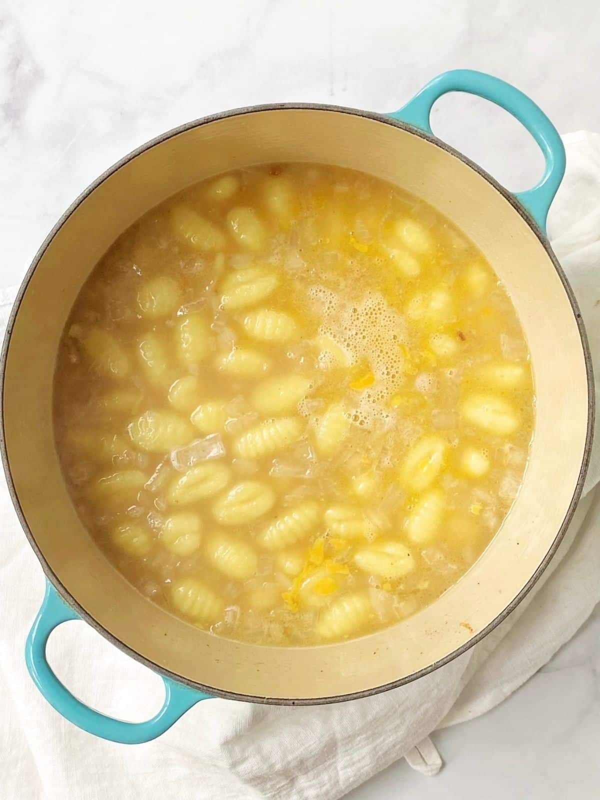 cook gnocchi in broth for potato soup