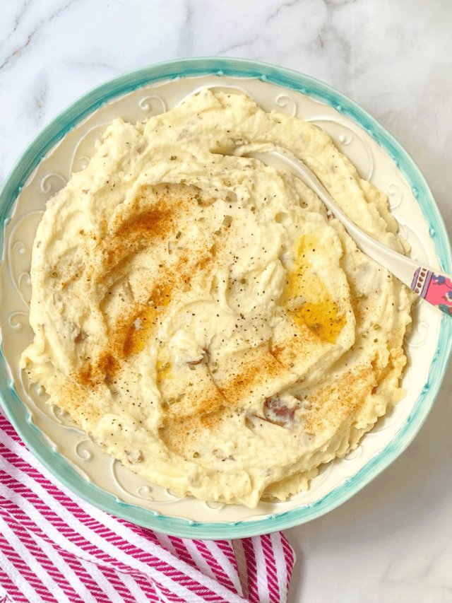 Red Skinned Garlic Mashed Potatoes My Casual Pantry Red Skinned Garlic Mashed Potatoes My Casual Pantry