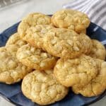 close up of cookies on a blue plate.
