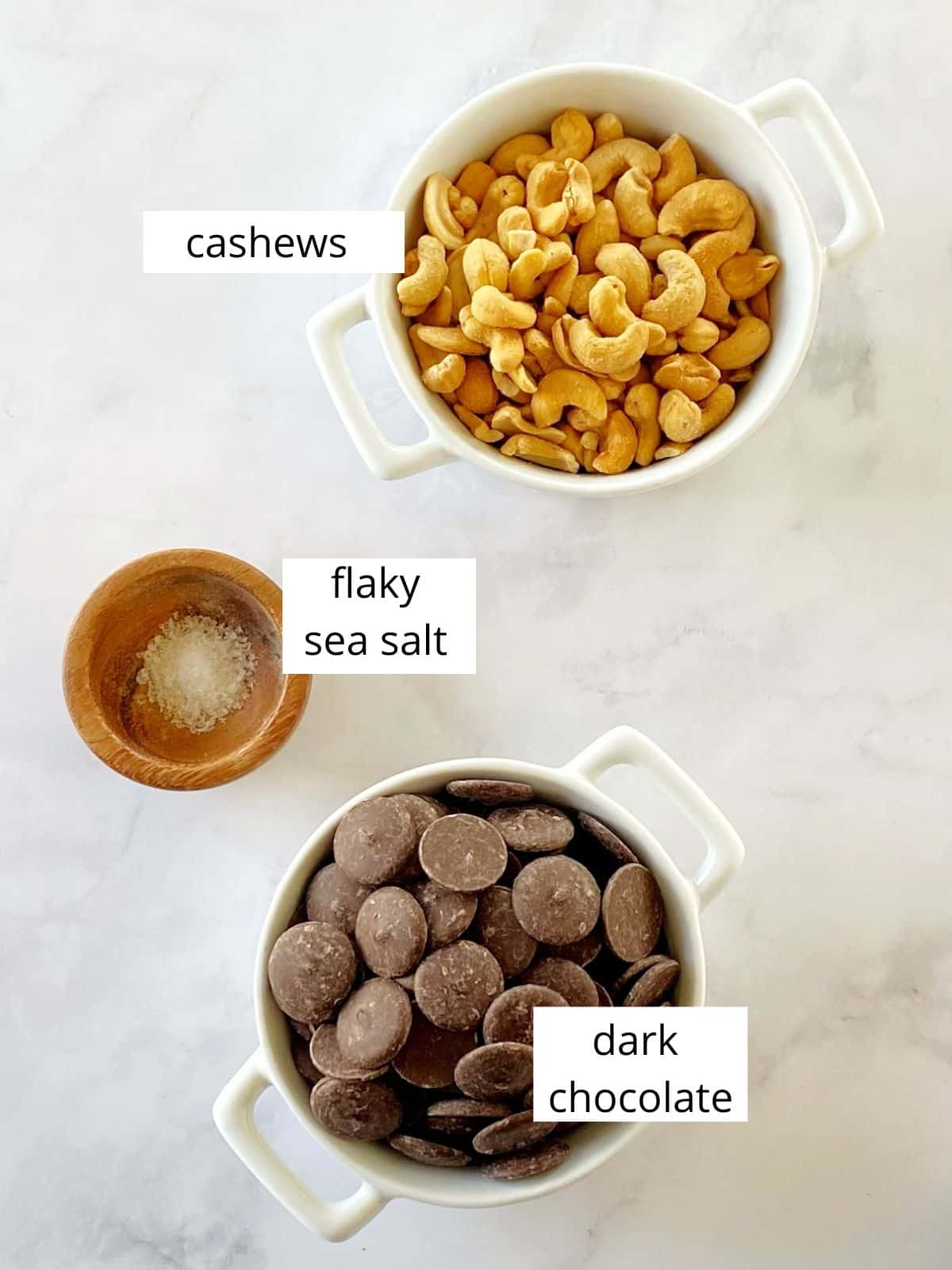 Ingredients for nut clusters.